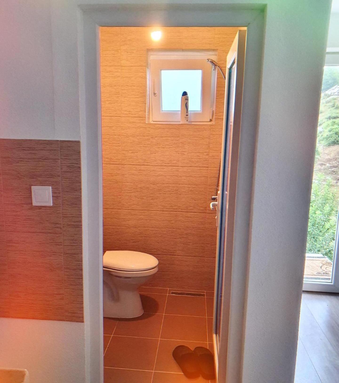 Guest House Ulnika Vuthaj Εξωτερικό φωτογραφία