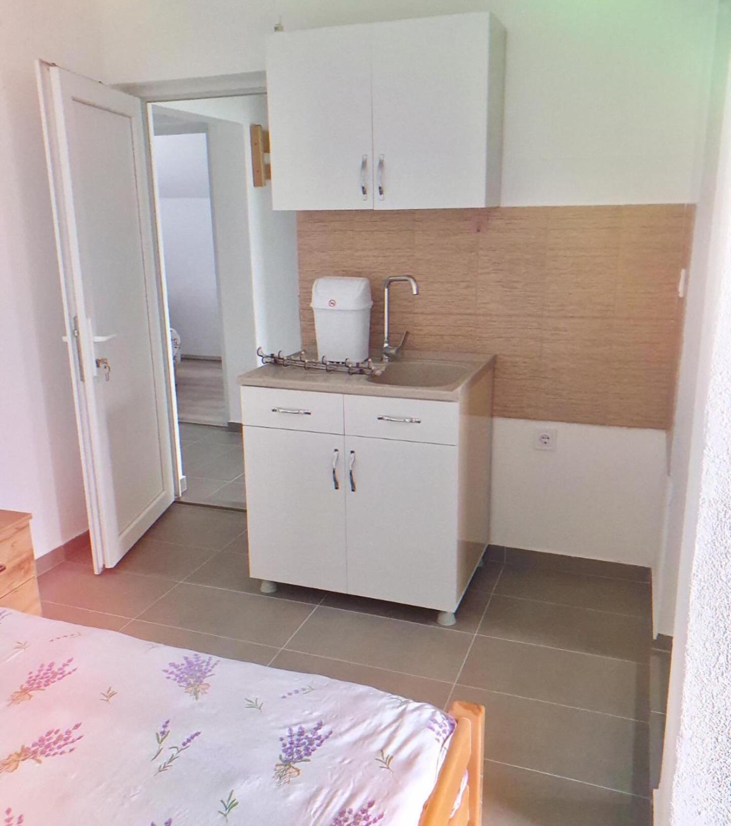 Guest House Ulnika Vuthaj Εξωτερικό φωτογραφία