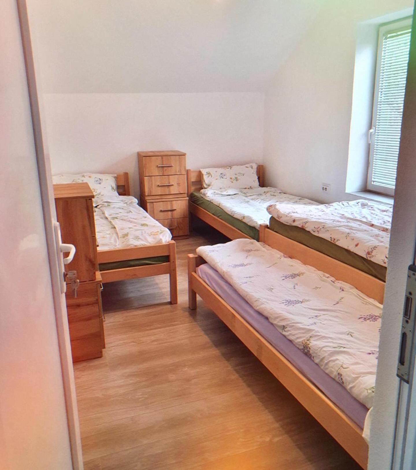 Guest House Ulnika Vuthaj Εξωτερικό φωτογραφία